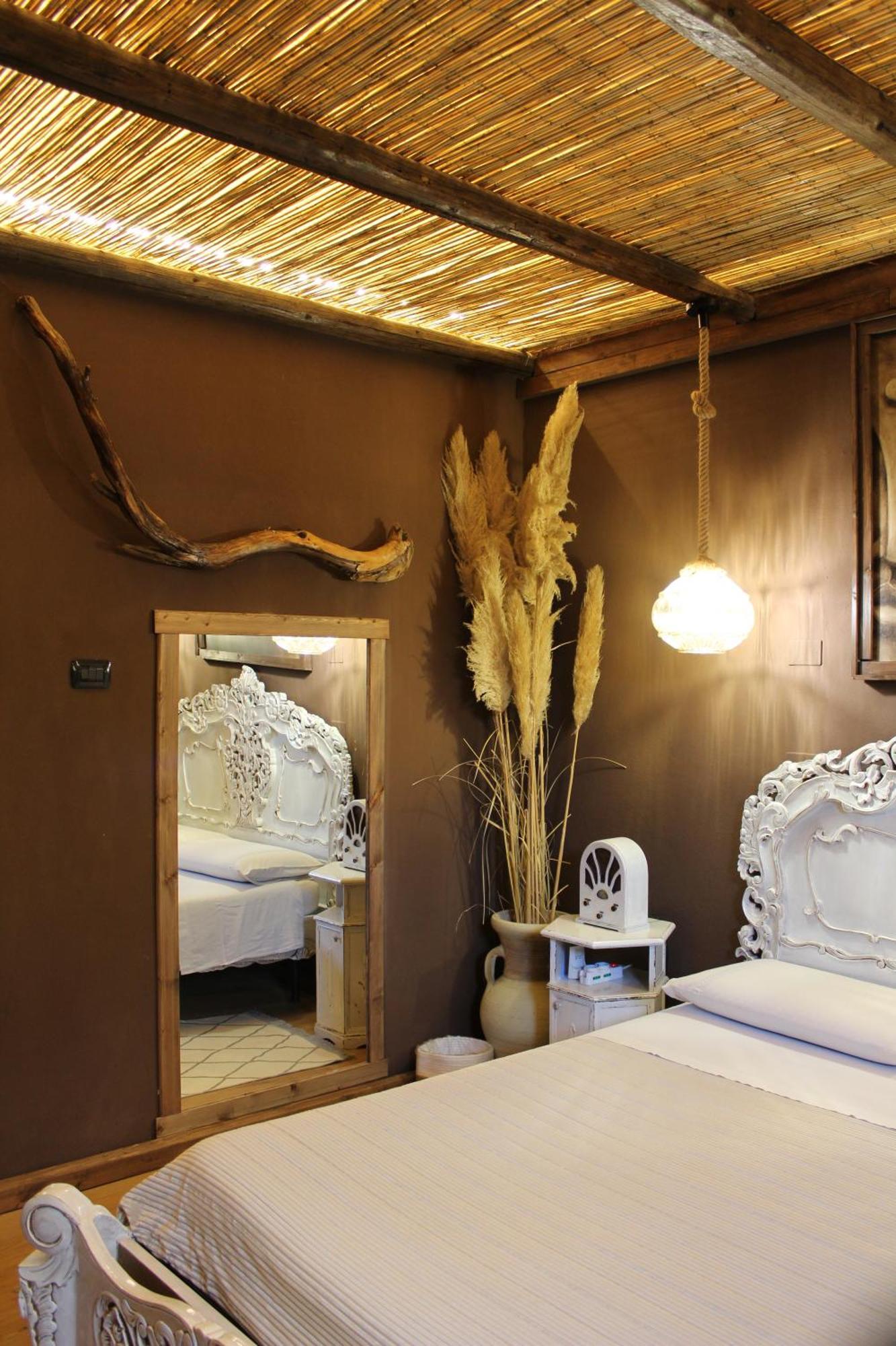 Il Giardino Di Chiara Bed & Breakfast Oristano Bagian luar foto